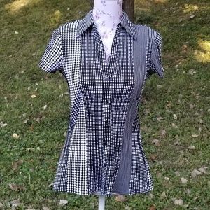 CLEARANCE-- Apt 9 black and white blouse